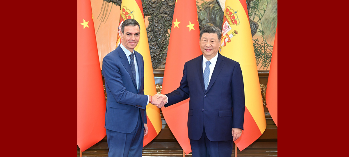 習近平国家主席がスペインのサンチェス首相と会談