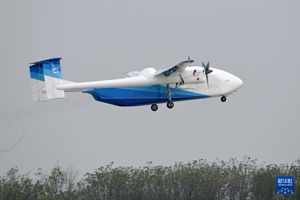 中国HH-200航空商用無人輸送システム、初号機の初飛行が無事成功