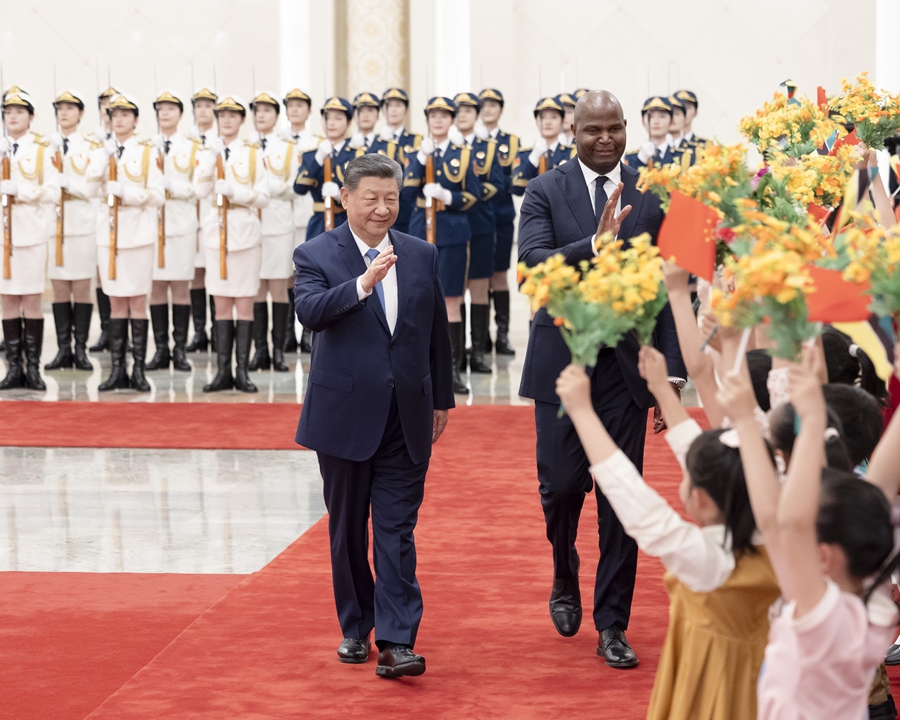 習近平国家主席がモザンビークのチャポ大統領と会談
