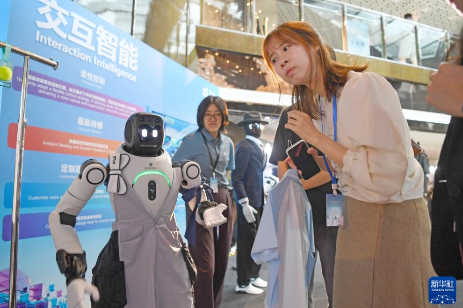 香港でエンボディドAI産業サミット　大陸部との科学技術イノベーション協力を深化