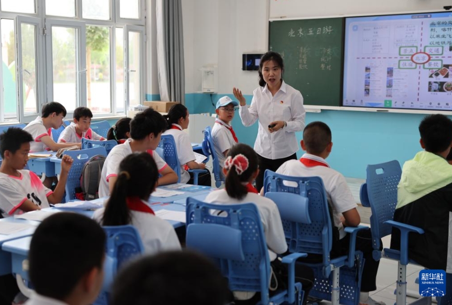 中国各地の小学生が新疆で交流するスタディツアー　新疆・喀什