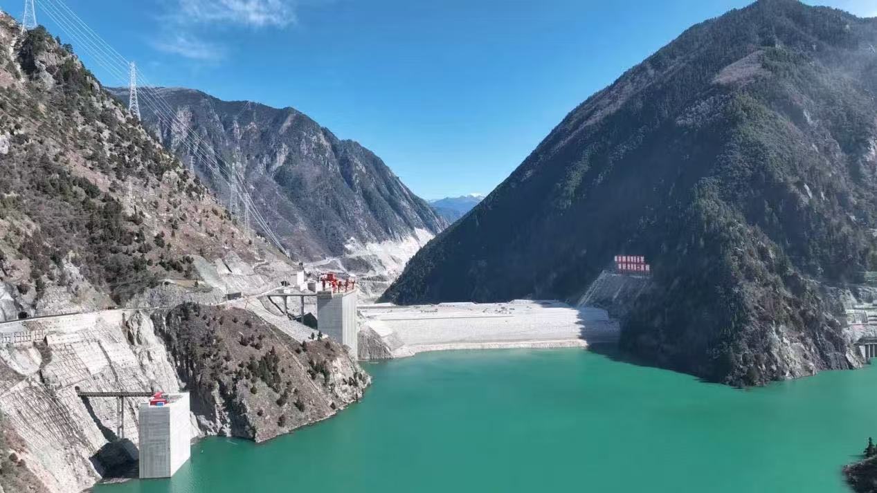 双江口水力発電所