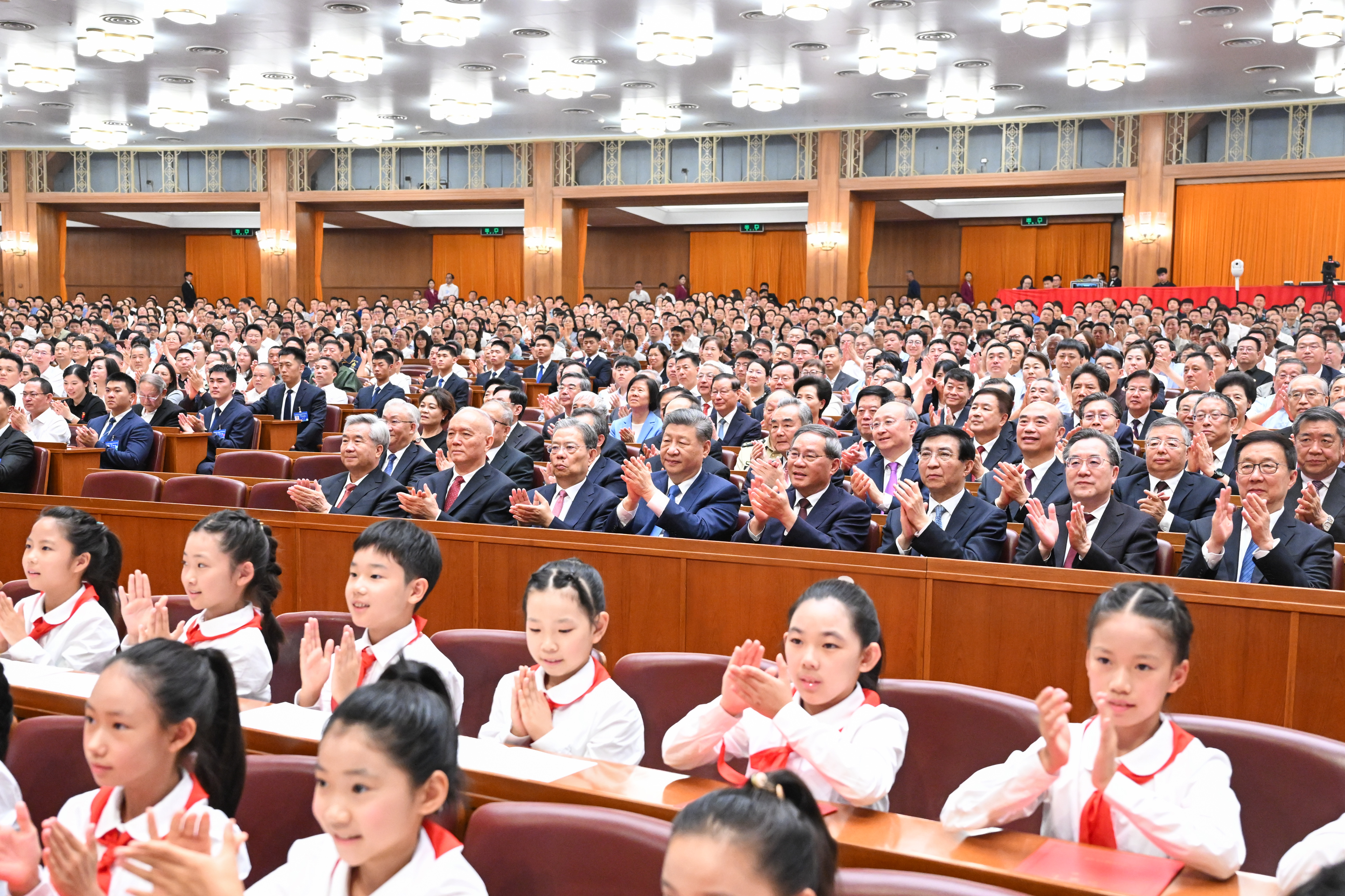中国共産党創立105周年記念音楽会が北京で開催