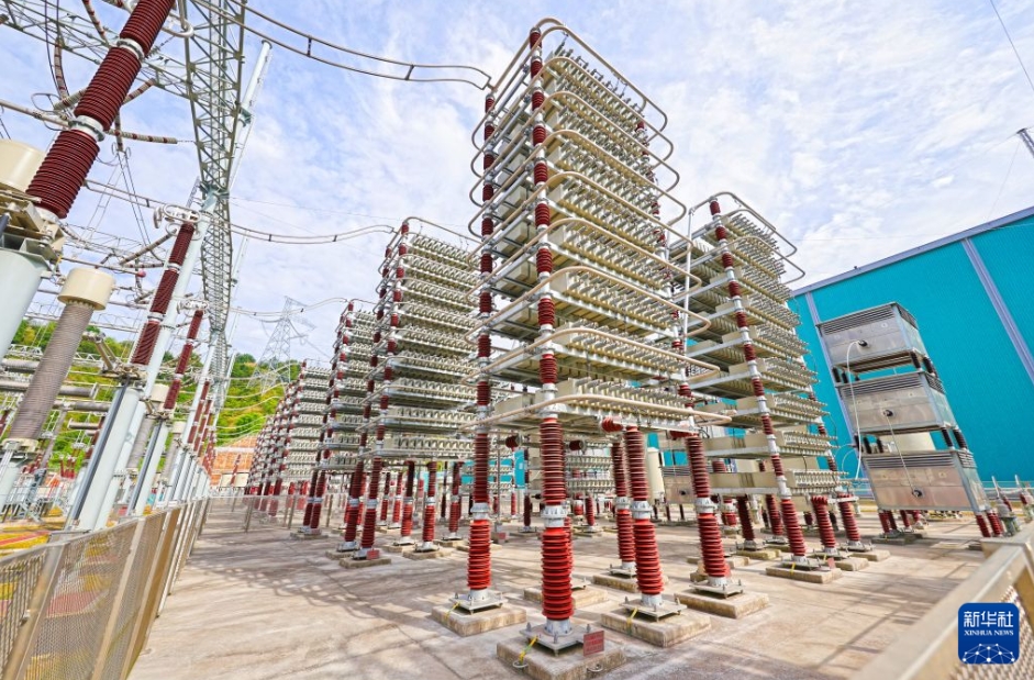 超高圧直流送電プロジェクト「疆電入渝」の累計送電量が300億kWhを突破