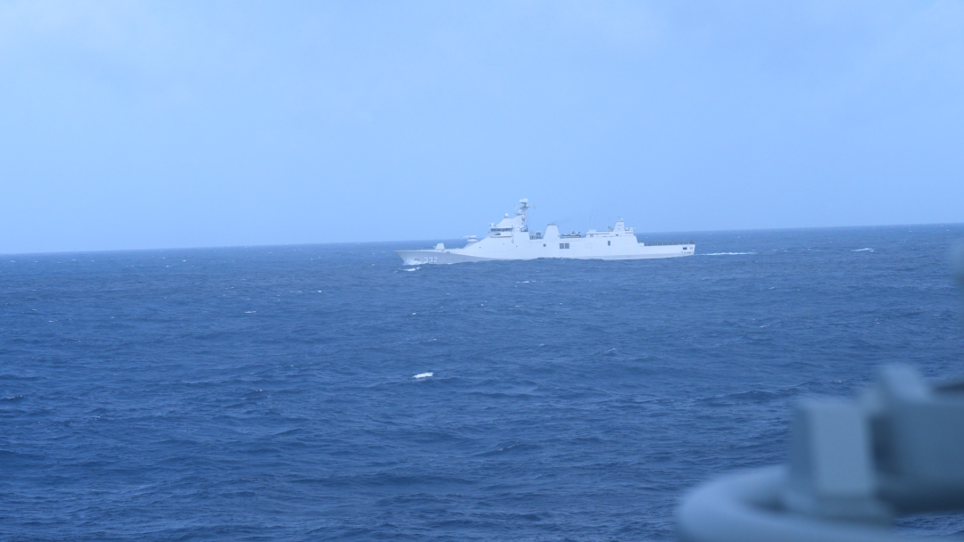 中国・インドネシア両海軍が台湾島東方沖での航行訓練を完了