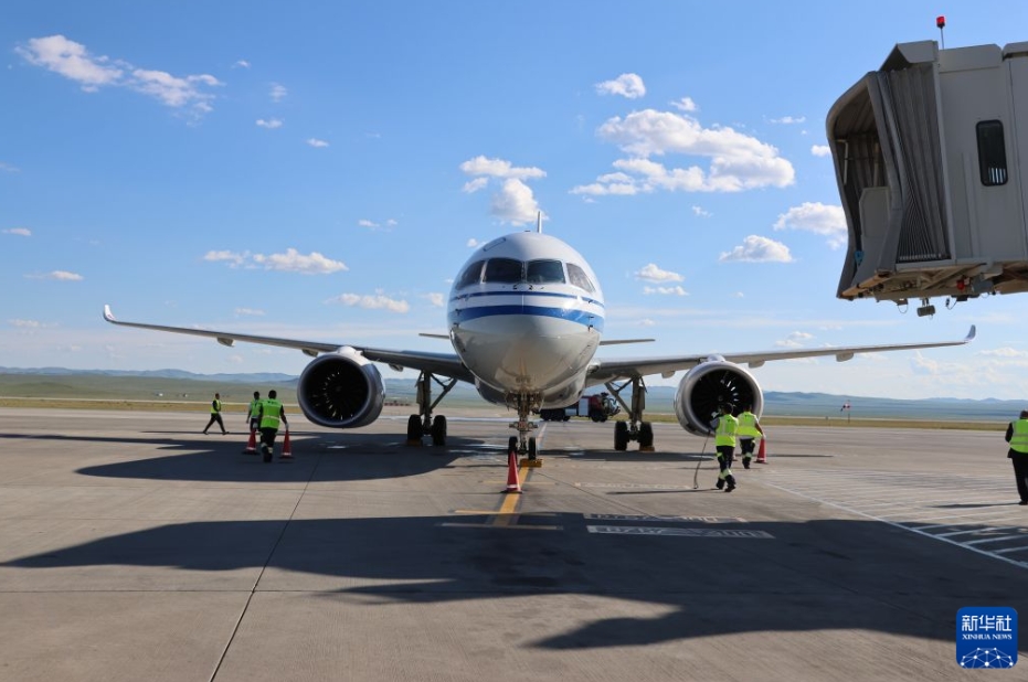 国産旅客機C919が初の国際商業飛行を無事完了