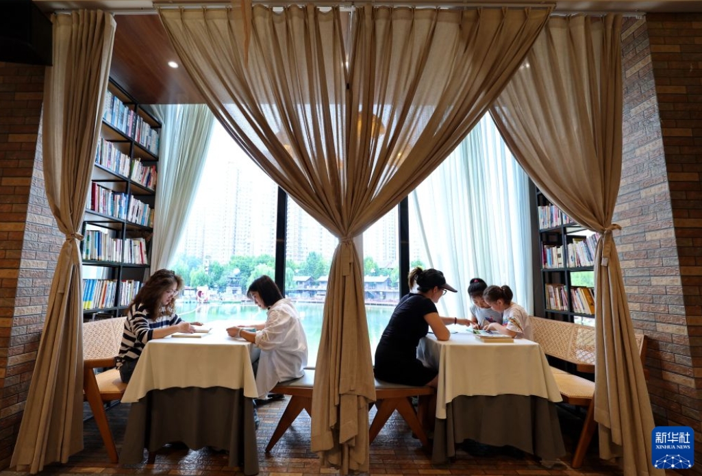 「都市書房」を建設して身近な読書体験を市民に提供　河北省石家荘