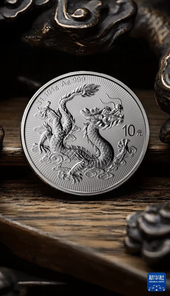 2025年版の中国ドラゴン銀貨がコイン・オブ・ザ・イヤー大賞を受賞