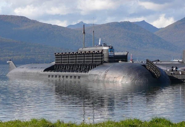 原子力 潜水艦