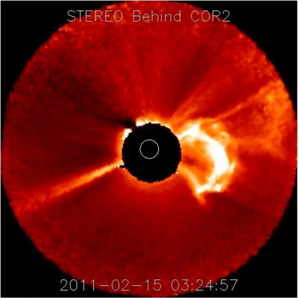 ＮＡＳＡ航空宇宙局所属の「太陽地球関係観測台」（STEREO）衛星が撮影した太陽フレア現象。