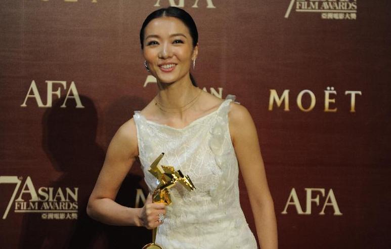 18日、最優秀新人賞に輝いた中国の女優・斉渓