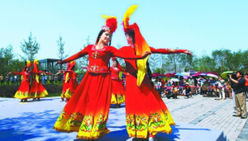 第9回中国園博会で新疆ウイグル自治区の文化が披露