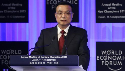 李克強総理が夏季ダボス会議で中国経済について式辞