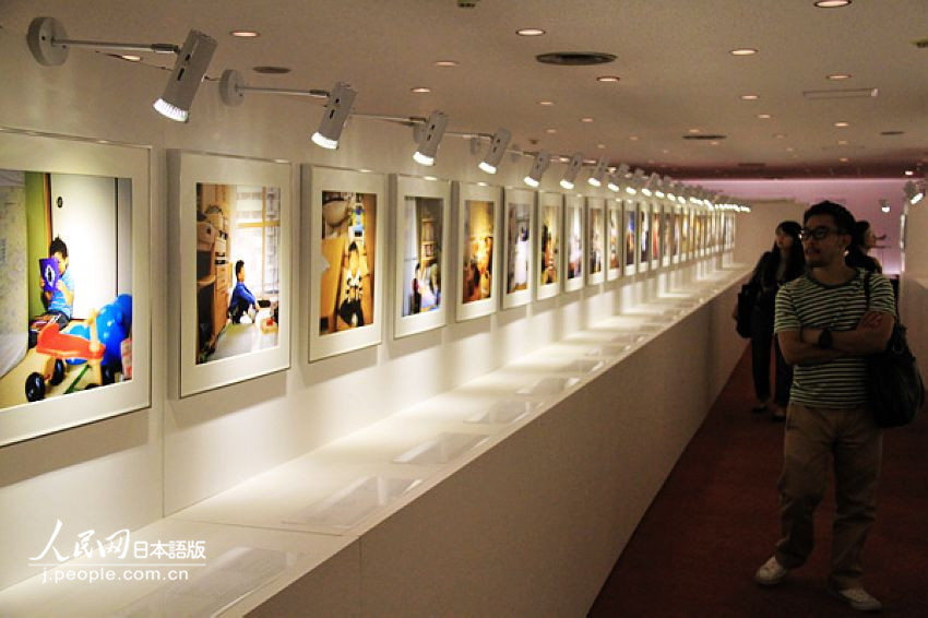 「中日未来の子ども100人の写真展」東京で開催