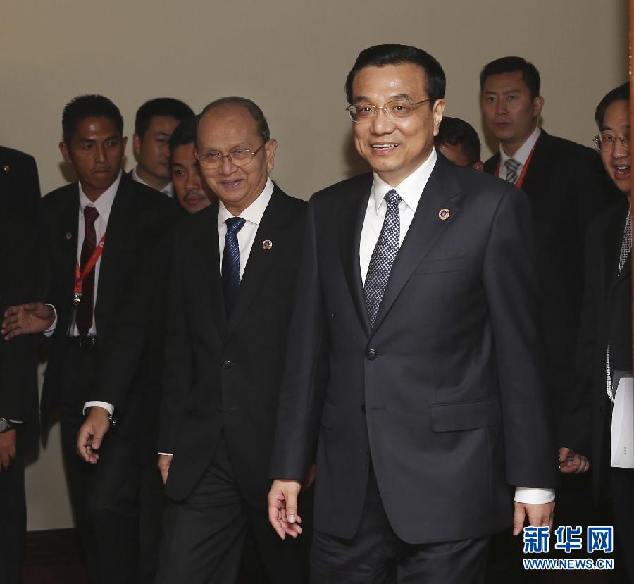 李総理の東ア関連首脳会議出席　素晴らしい瞬間の数々 (10)