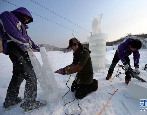 遼寧省　氷の彫刻のシーズンが到来