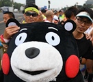 2016北京国際マラソン開催　ド派手なコスプレも注目の的