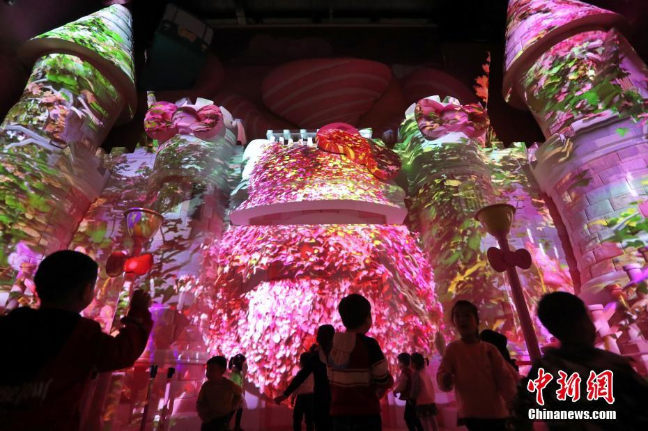 世界初の上海をテーマにしたハローキティ上海タイムズオープン！
