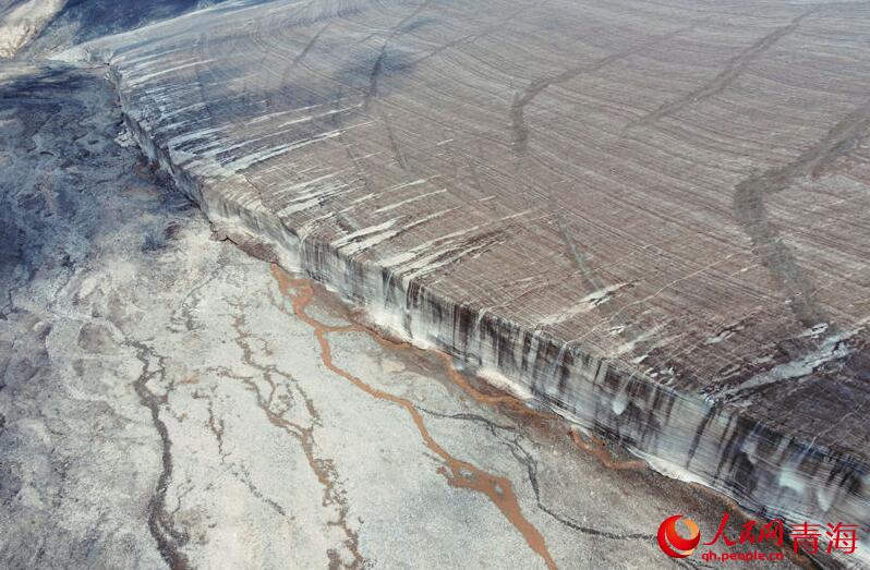 中国第2の内陸河川・黒河の源「八一氷河」青海省