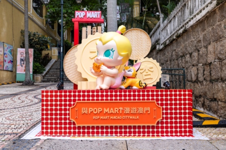 瘋堂斜巷に設置されているBaby Mollyのインスタレーション（写真提供・澳門特区政府旅游局）。