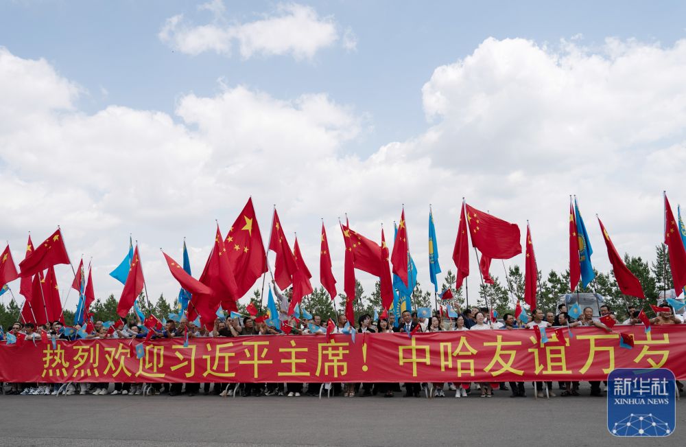習近平国家主席がアスタナに到着　第2回中国・中央アジアサミット出席へ