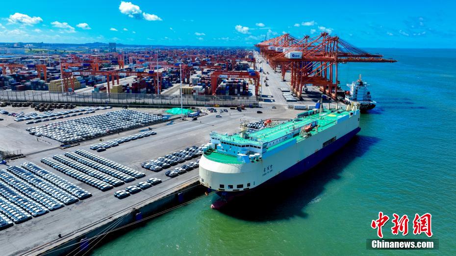 広西北部湾港、RORO航路が就航　中国車1千台超が中東へ