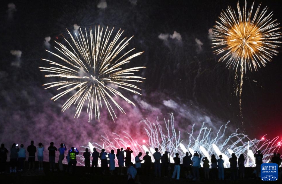 中国各地でピークを迎えた夏休み旅行