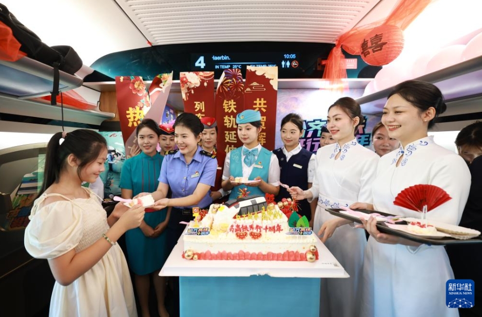 開通10周年を迎えた中国最北端を走る高速鉄道　乗客数は延べ1億人突破