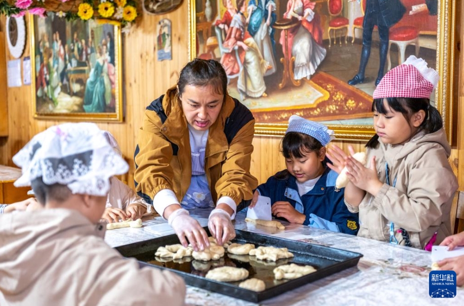 国境の小さな町に活気もたらす文化観光　内蒙古・恩和