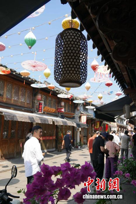 観光客を魅了する浙江省金華の多彩な文化・観光体験