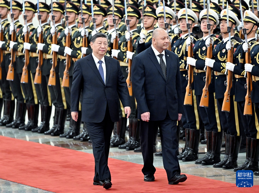 習近平国家主席がトンガ国王トゥポウ6世と会談