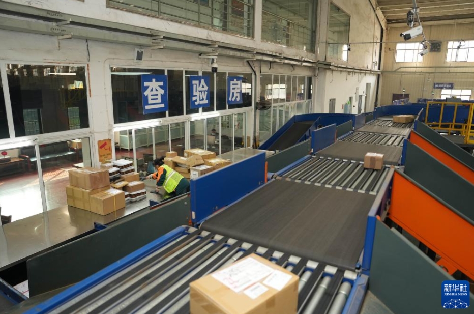 出入国する小包の通関効率アップで高い質の発展を後押し　湖南省長沙