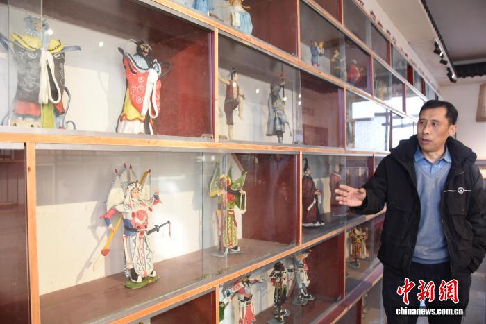 新年に向けた制作に勤しむ無形文化財「陳氏面塑」　河南省新郷