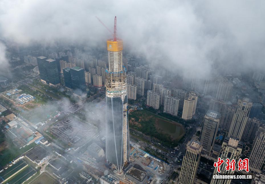 海南一の高層ビル「海南中心」コアチューブ構造の主体工事が完成