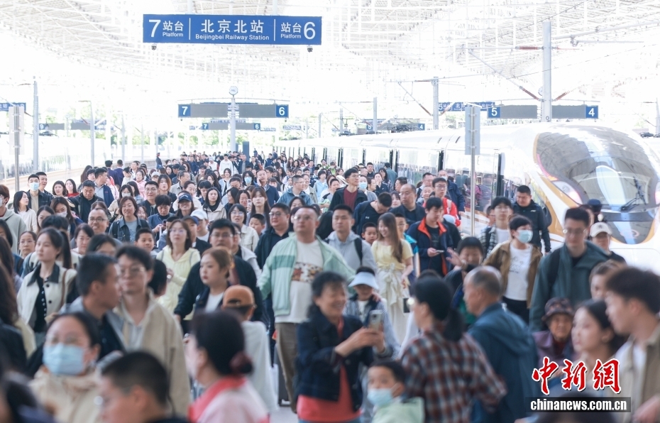 2025年度の中国鉄道利用者数が延べ42億5500万人に