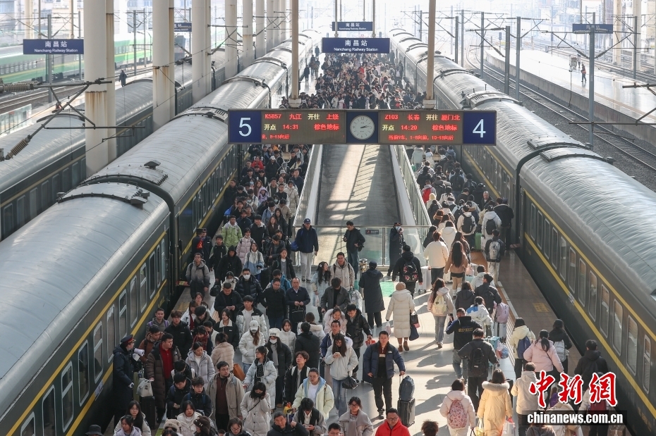 2025年度の中国鉄道利用者数が延べ42億5500万人に