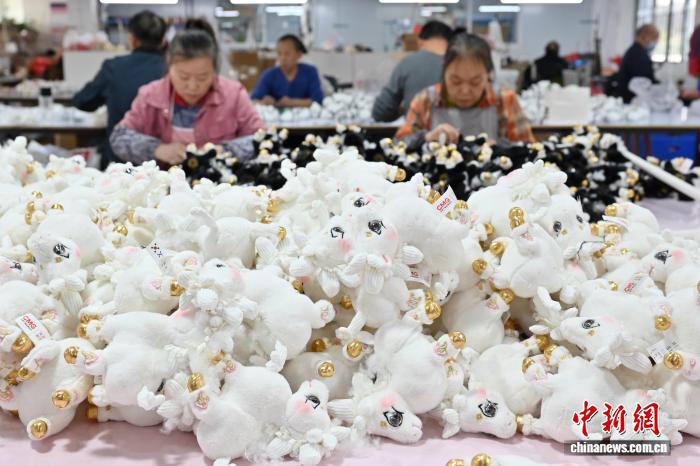 午年「トレンドトイ」の生産・販売がピークに　広東省東莞