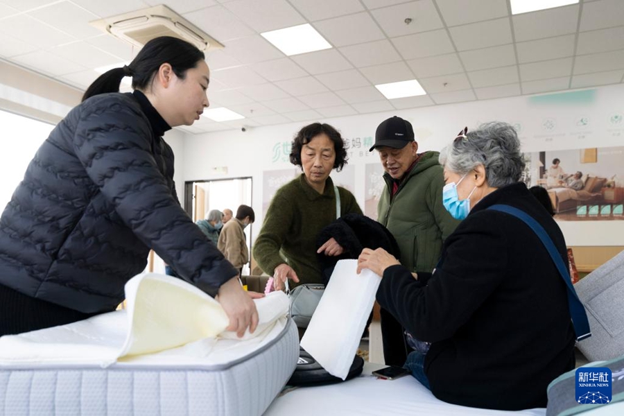 上海初の「シルバーストア」を訪ねて　シルバー経済の新たな活力を体感