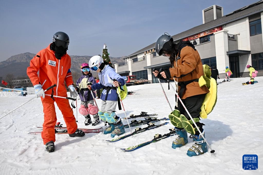 「氷雪」をテーマにした文化観光が活況呈する山東省青島市