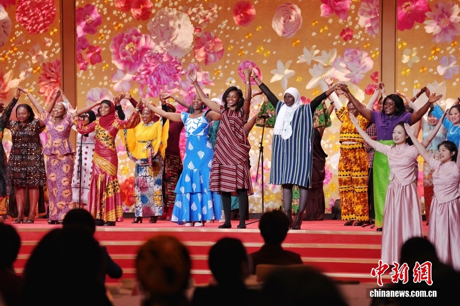 国際女性デーを記念して中国・海外女性招待会が北京で開催