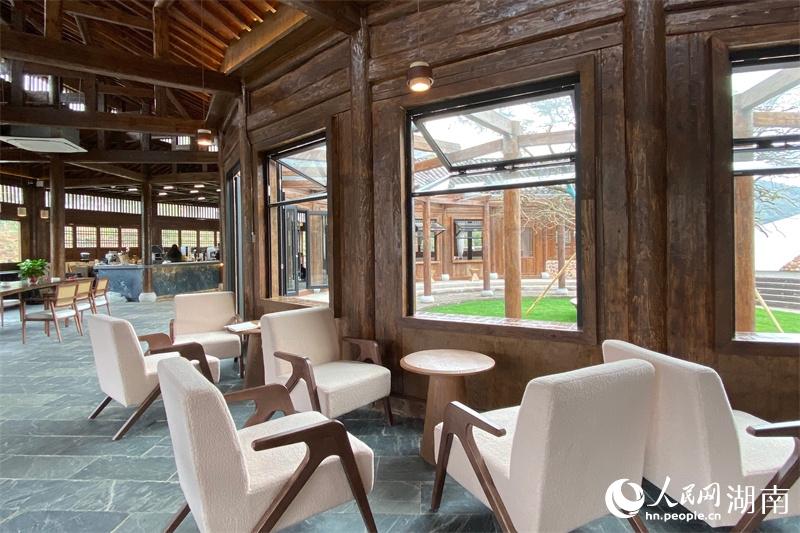 約5000本の桜が見頃迎えた湖南省湘潭市七星村