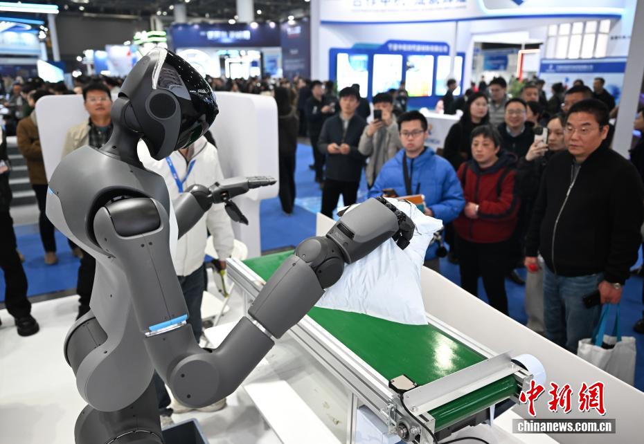 第3回中国エンボディド・スマートロボット産業大会・展示会が開催　浙江省杭州