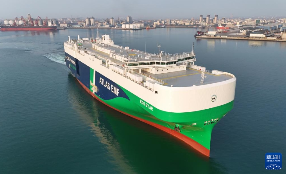 中国国産の7千台積み二元燃料自動車運搬船が就航　山東省竜口