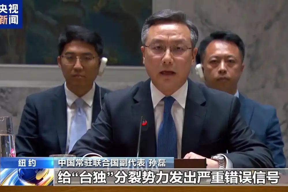 中国、国連会合で南中国海などめぐり日本に反論「日本の『新型軍国主義』に警戒を」