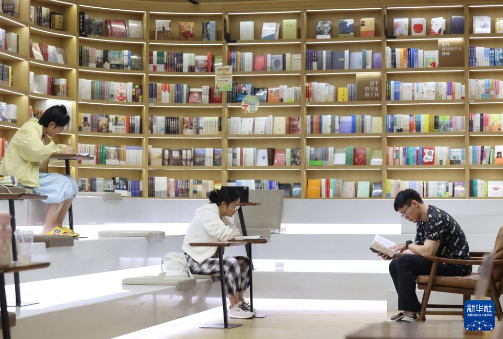 「都市書房」を建設して身近な読書体験を市民に提供　河北省石家荘