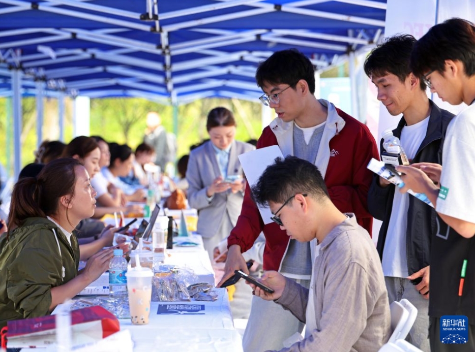 公共就職サービスを大学キャンパスで展開　上海浦東