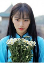 武漢大学の「女神」が花見の写真を公開
